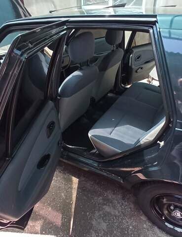 Черный Дачия Соленза, объемом двигателя 1.4 л и пробегом 146 тыс. км за 2600 $, фото 26 на Automoto.ua