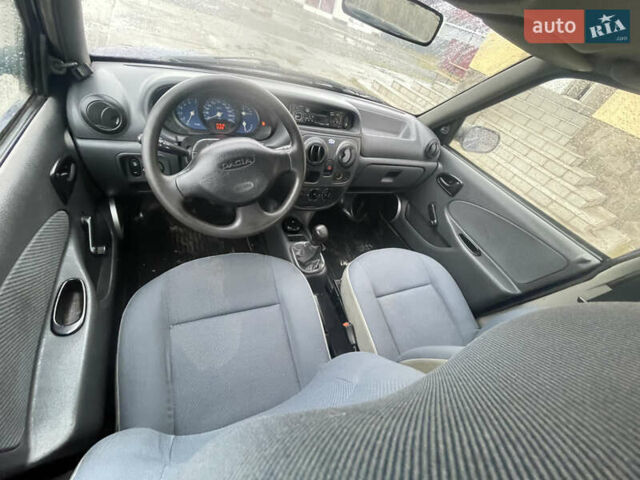 Фиолетовый Дачия Соленза, объемом двигателя 1.4 л и пробегом 132 тыс. км за 1800 $, фото 8 на Automoto.ua