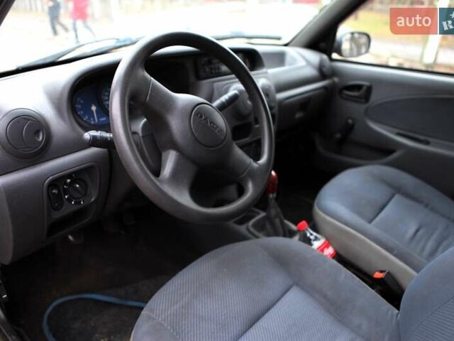 Красный Дачия Соленза, объемом двигателя 1.4 л и пробегом 160 тыс. км за 1700 $, фото 10 на Automoto.ua