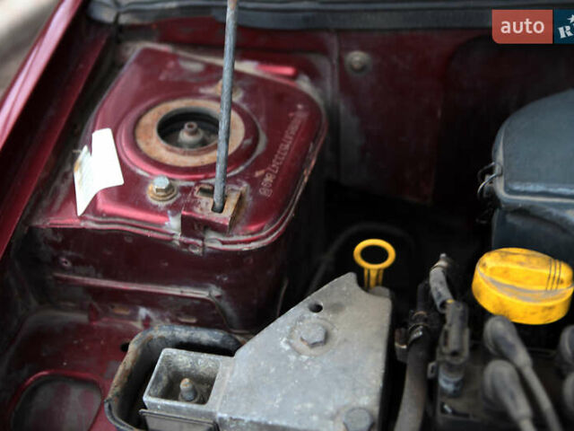 Красный Дачия Соленза, объемом двигателя 1.4 л и пробегом 160 тыс. км за 1700 $, фото 14 на Automoto.ua