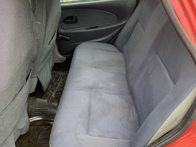 Червоний Дачія Solenza, об'ємом двигуна 1.4 л та пробігом 470 тис. км за 1100 $, фото 11 на Automoto.ua