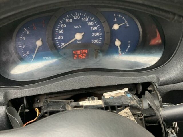 Червоний Дачія Solenza, об'ємом двигуна 1.4 л та пробігом 470 тис. км за 1100 $, фото 6 на Automoto.ua