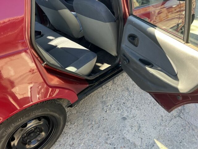 Красный Дачия Соленза, объемом двигателя 1.4 л и пробегом 265 тыс. км за 1200 $, фото 6 на Automoto.ua