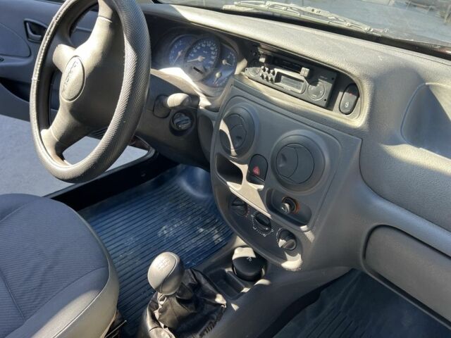 Красный Дачия Соленза, объемом двигателя 1.4 л и пробегом 265 тыс. км за 1200 $, фото 10 на Automoto.ua