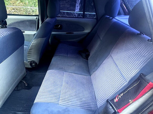 Красный Дачия Соленза, объемом двигателя 1.4 л и пробегом 185 тыс. км за 1000 $, фото 7 на Automoto.ua