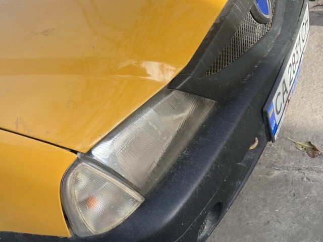 Желтый Дачия Соленза, объемом двигателя 1.4 л и пробегом 250 тыс. км за 1250 $, фото 5 на Automoto.ua