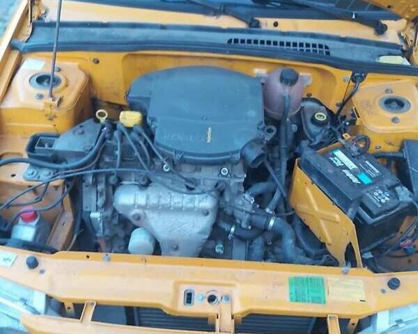 Жовтий Дачія Solenza, об'ємом двигуна 0 л та пробігом 250 тис. км за 1100 $, фото 4 на Automoto.ua