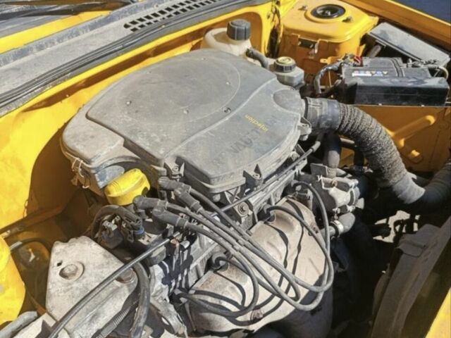 Жовтий Дачія Solenza, об'ємом двигуна 1.4 л та пробігом 270 тис. км за 1411 $, фото 7 на Automoto.ua