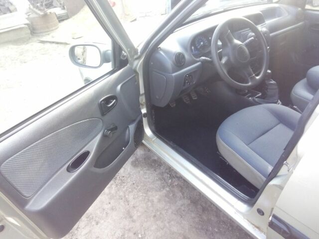 Серый Дачия Соленза, объемом двигателя 0 л и пробегом 120 тыс. км за 1400 $, фото 3 на Automoto.ua