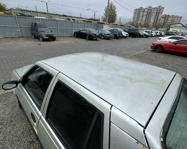 Сірий Дачія Solenza, об'ємом двигуна 1.4 л та пробігом 239 тис. км за 1600 $, фото 4 на Automoto.ua