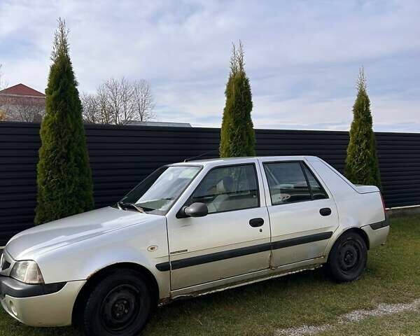 Серый Дачия Соленза, объемом двигателя 0 л и пробегом 257 тыс. км за 1200 $, фото 3 на Automoto.ua