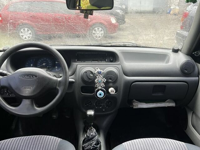 Серый Дачия Соленза, объемом двигателя 1.4 л и пробегом 180 тыс. км за 946 $, фото 6 на Automoto.ua