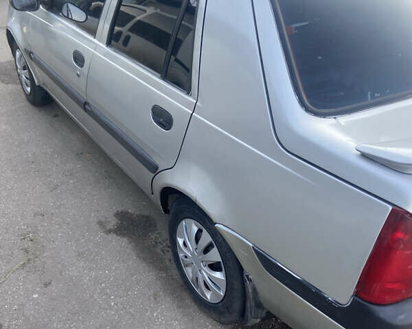 Серый Дачия Соленза, объемом двигателя 1.39 л и пробегом 183 тыс. км за 800 $, фото 2 на Automoto.ua