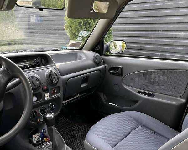 Сірий Дачія Solenza, об'ємом двигуна 0 л та пробігом 257 тис. км за 1200 $, фото 3 на Automoto.ua