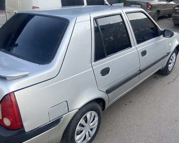 Серый Дачия Соленза, объемом двигателя 1.39 л и пробегом 183 тыс. км за 800 $, фото 1 на Automoto.ua