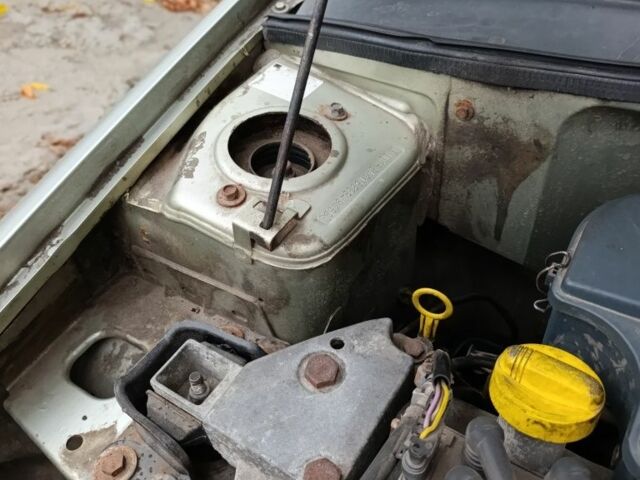 Серый Дачия Соленза, объемом двигателя 1.4 л и пробегом 152 тыс. км за 1450 $, фото 10 на Automoto.ua