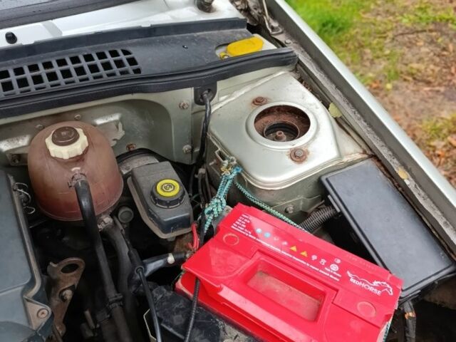 Серый Дачия Соленза, объемом двигателя 1.4 л и пробегом 152 тыс. км за 1450 $, фото 9 на Automoto.ua