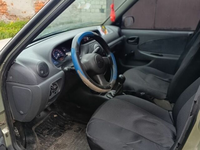 Серый Дачия Соленза, объемом двигателя 1.4 л и пробегом 152 тыс. км за 1450 $, фото 8 на Automoto.ua