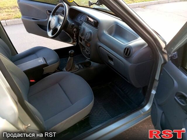 Серый Дачия Соленза, объемом двигателя 1.4 л и пробегом 169 тыс. км за 2000 $, фото 6 на Automoto.ua