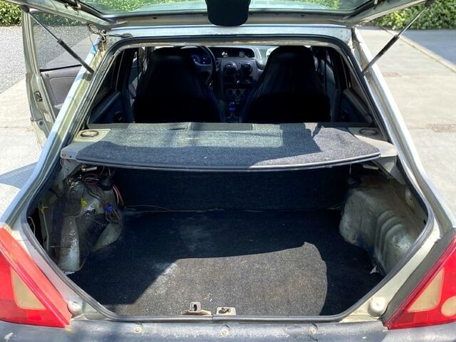 Серый Дачия Соленза, объемом двигателя 1.4 л и пробегом 242 тыс. км за 1100 $, фото 5 на Automoto.ua