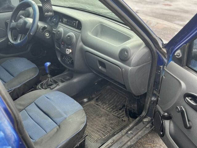 Дачия Соленза 2004 в Синельниковом на Automoto.ua Синий Дачия Соленза, объемом двигателя 1.4 л и пробегом 150 тыс. км за 1237 $, фото 5 на Automoto.ua