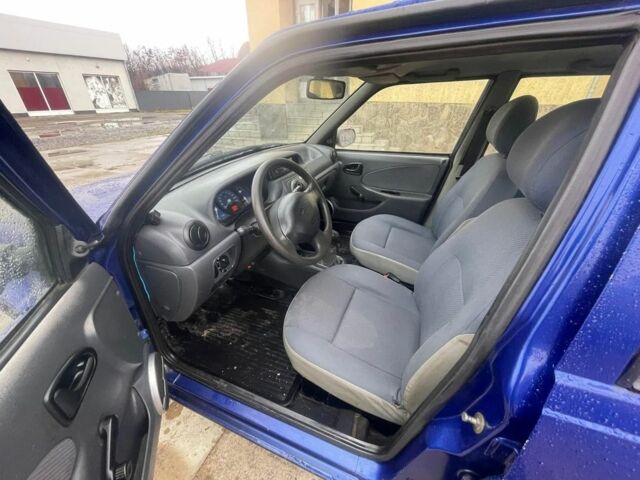 Дачия Соленза 2004 в Тячеве на Automoto.ua Синий Дачия Соленза, объемом двигателя 1.4 л и пробегом 130 тыс. км за 1400 $, фото 3 на Automoto.ua