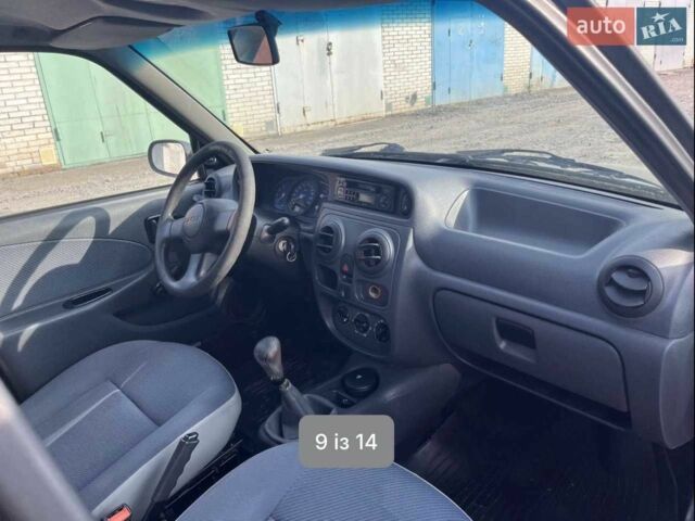 Зеленый Дачия Соленза, объемом двигателя 1.4 л и пробегом 287 тыс. км за 1100 $, фото 6 на Automoto.ua