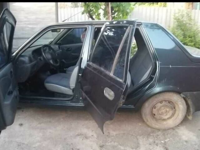 Зеленый Дачия Соленза, объемом двигателя 1.4 л и пробегом 244 тыс. км за 1700 $, фото 6 на Automoto.ua