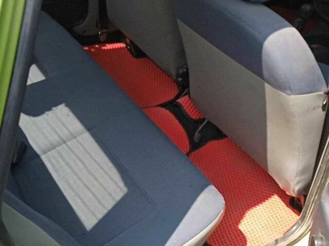 Зелений Дачія Solenza, об'ємом двигуна 1.4 л та пробігом 250 тис. км за 1550 $, фото 1 на Automoto.ua