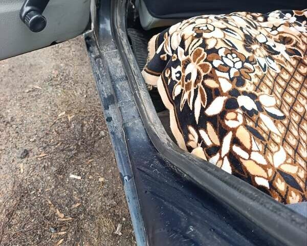 Зелений Дачія Solenza, об'ємом двигуна 1.4 л та пробігом 90 тис. км за 1600 $, фото 13 на Automoto.ua