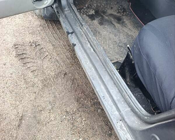 Зелений Дачія Solenza, об'ємом двигуна 1.4 л та пробігом 90 тис. км за 1600 $, фото 16 на Automoto.ua