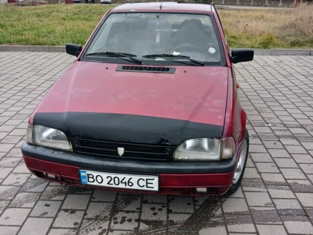 Красный Дачия Супер Нова, объемом двигателя 1.4 л и пробегом 200 тыс. км за 700 $, фото 1 на Automoto.ua
