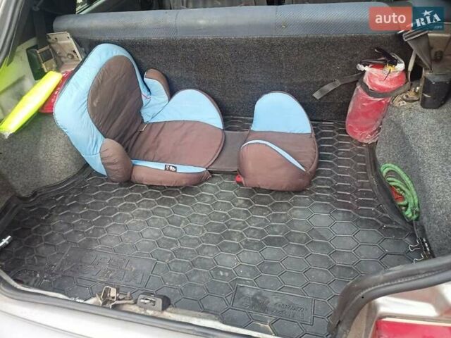 Серый Дачия Супер Нова, объемом двигателя 1.4 л и пробегом 320 тыс. км за 1900 $, фото 6 на Automoto.ua