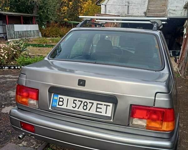 Серый Дачия Супер Нова, объемом двигателя 1.4 л и пробегом 320 тыс. км за 1900 $, фото 3 на Automoto.ua