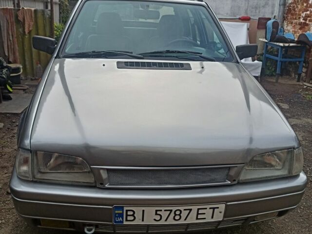 Серый Дачия Супер Нова, объемом двигателя 1.4 л и пробегом 320 тыс. км за 1900 $, фото 1 на Automoto.ua