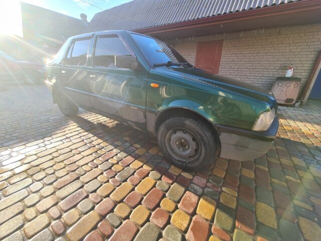 Зеленый Дачия Супер Нова, объемом двигателя 1.4 л и пробегом 90 тыс. км за 1500 $, фото 1 на Automoto.ua