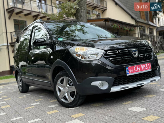 Чорний Дачія Dokker Stepway, об'ємом двигуна 1.2 л та пробігом 85 тис. км за 8950 $, фото 23 на Automoto.ua