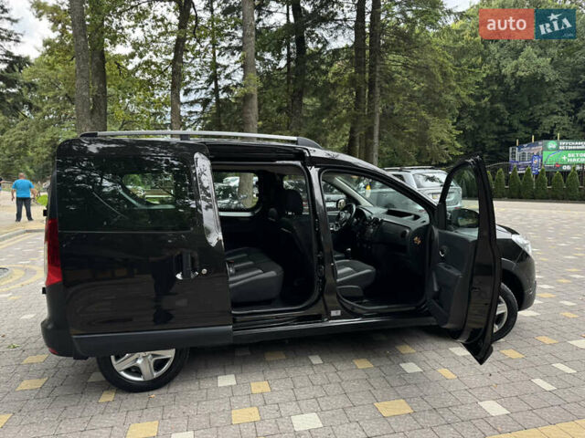 Чорний Дачія Dokker Stepway, об'ємом двигуна 1.2 л та пробігом 85 тис. км за 8950 $, фото 27 на Automoto.ua