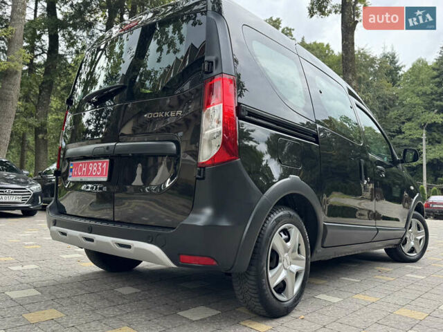 Чорний Дачія Dokker Stepway, об'ємом двигуна 1.2 л та пробігом 85 тис. км за 8950 $, фото 123 на Automoto.ua