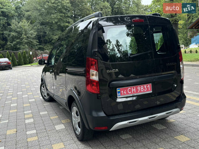Чорний Дачія Dokker Stepway, об'ємом двигуна 1.2 л та пробігом 85 тис. км за 8950 $, фото 128 на Automoto.ua