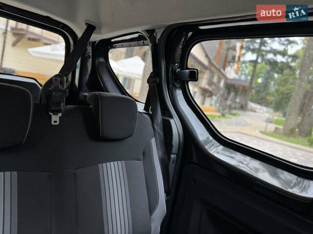 Чорний Дачія Dokker Stepway, об'ємом двигуна 1.2 л та пробігом 85 тис. км за 8950 $, фото 85 на Automoto.ua