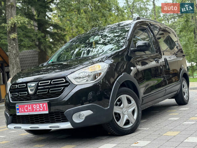 Чорний Дачія Dokker Stepway, об'ємом двигуна 1.2 л та пробігом 85 тис. км за 8950 $, фото 2 на Automoto.ua