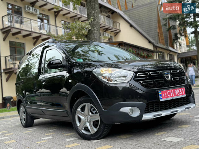 Чорний Дачія Dokker Stepway, об'ємом двигуна 1.2 л та пробігом 85 тис. км за 8950 $, фото 32 на Automoto.ua