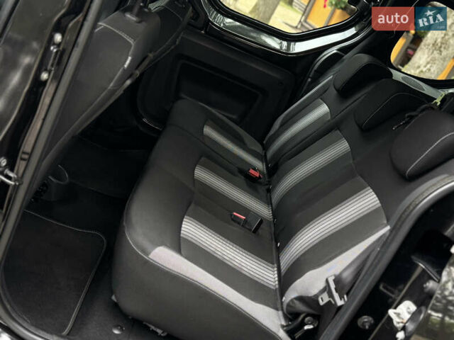 Чорний Дачія Dokker Stepway, об'ємом двигуна 1.2 л та пробігом 85 тис. км за 8950 $, фото 40 на Automoto.ua