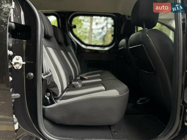 Чорний Дачія Dokker Stepway, об'ємом двигуна 1.2 л та пробігом 85 тис. км за 8950 $, фото 34 на Automoto.ua