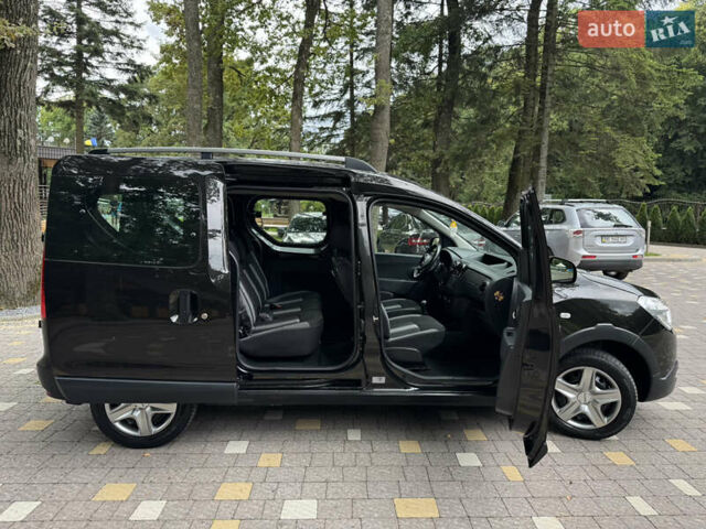 Чорний Дачія Dokker Stepway, об'ємом двигуна 1.2 л та пробігом 85 тис. км за 8950 $, фото 33 на Automoto.ua