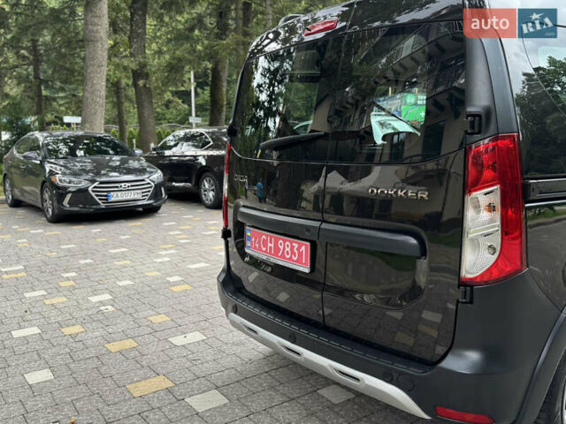 Чорний Дачія Dokker Stepway, об'ємом двигуна 1.2 л та пробігом 85 тис. км за 8950 $, фото 124 на Automoto.ua