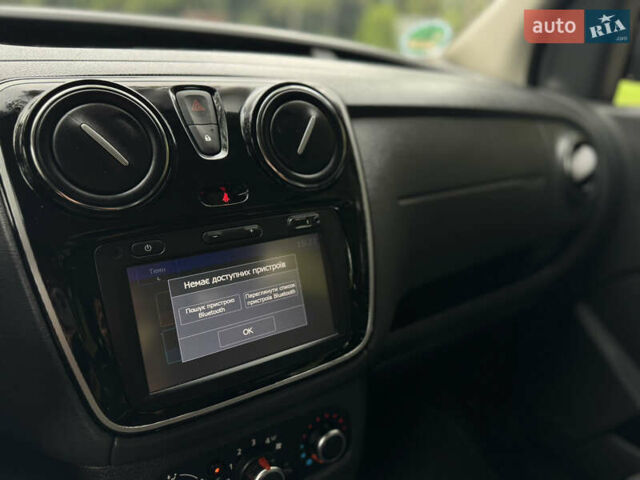Чорний Дачія Dokker Stepway, об'ємом двигуна 1.2 л та пробігом 85 тис. км за 8950 $, фото 43 на Automoto.ua
