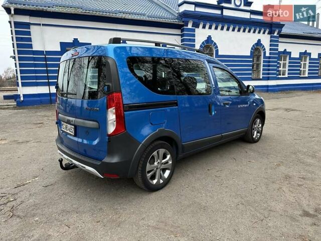 Синий Дачия Dokker Stepway, объемом двигателя 1.2 л и пробегом 101 тыс. км за 10500 $, фото 13 на Automoto.ua