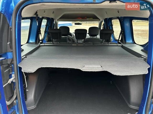 Синий Дачия Dokker Stepway, объемом двигателя 1.2 л и пробегом 101 тыс. км за 10500 $, фото 31 на Automoto.ua